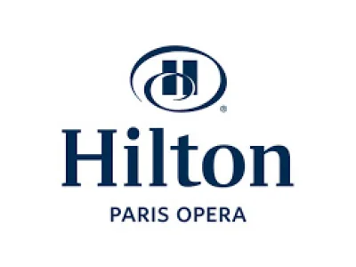 Partenariat entre Hilton Opera et Objectiv, entreprise spécialisée dans la formation et l'accompagnement professionnel dans le secteur de l’hôtellerie et du tourisme.